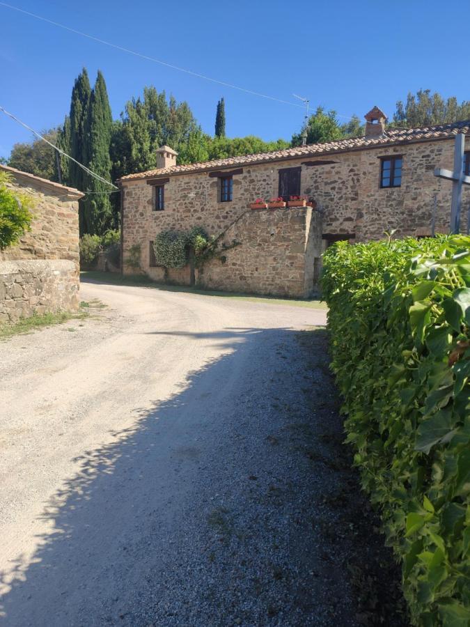 Borgo Villa A Tolli Castelnuovo dellʼAbate Exteriör bild